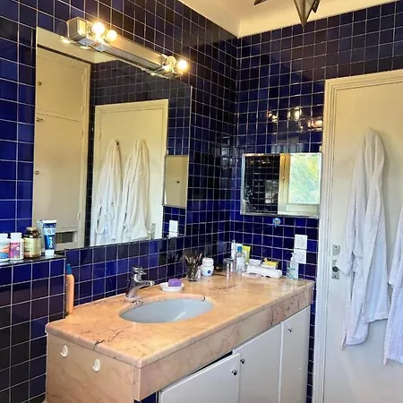 Lovely 4-person 200 M From Beaches Cap D'antibes Holiday home Juan-les-Pins