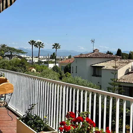 Lovely 4-person 200 M From Beaches Cap D'antibes Semesterbostad Juan-les-Pins