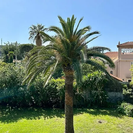 Lovely 4-person 200 M From Beaches Cap D'antibes Feriehus Juan-les-Pins