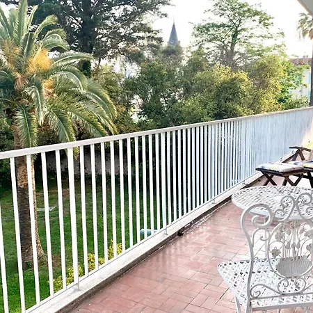 Lovely 4-person 200 M From Beaches Cap D'antibes Semesterbostad